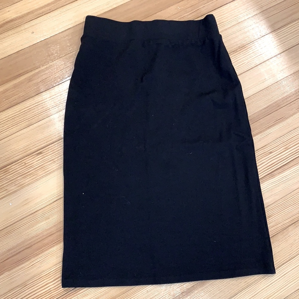 Basic black pencil skirt